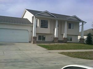 2nd image of 2058 E Greenleaf Ave