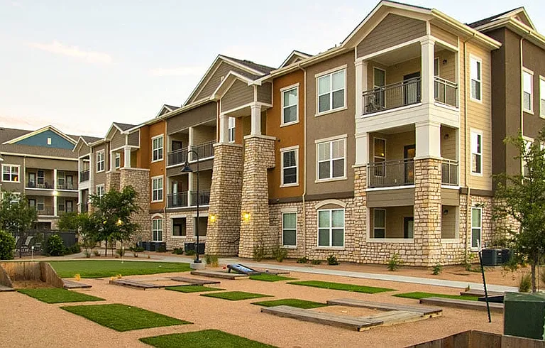 The Oasis at Pavilion Park Apartments — Photo 17