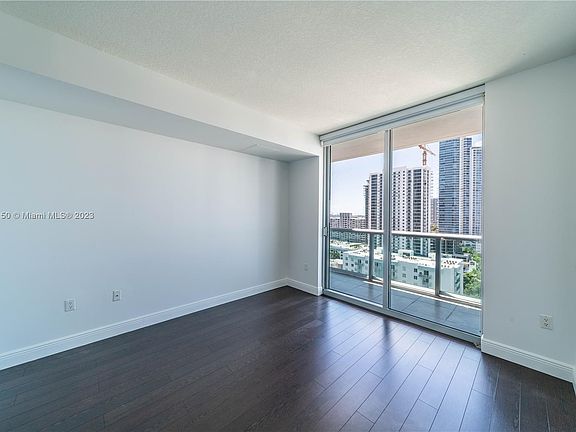 5th image of 333 NE 24th St APT 1611