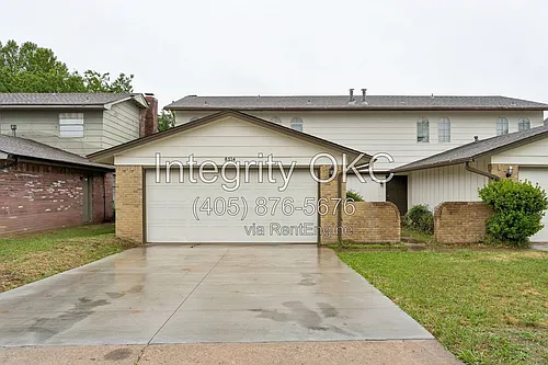 8514 Candlewood Dr Photo 1