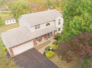 1173 Meadowdale Rd, Altamont, NY 12009