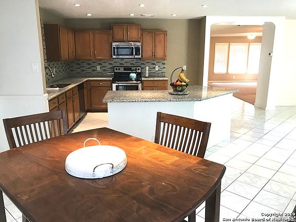 5th image of 9535 Maidenstone Dr