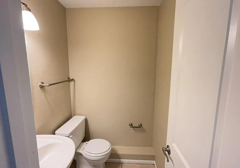507 NW 39th Rd #310 — Photo 18