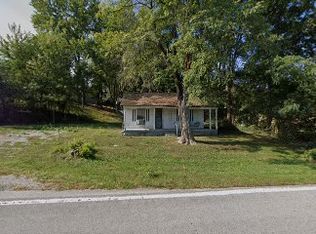 87 Tompkinsville Hwy, Moss, TN 38575