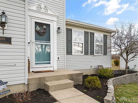 4th image of 190 Keswick Dr