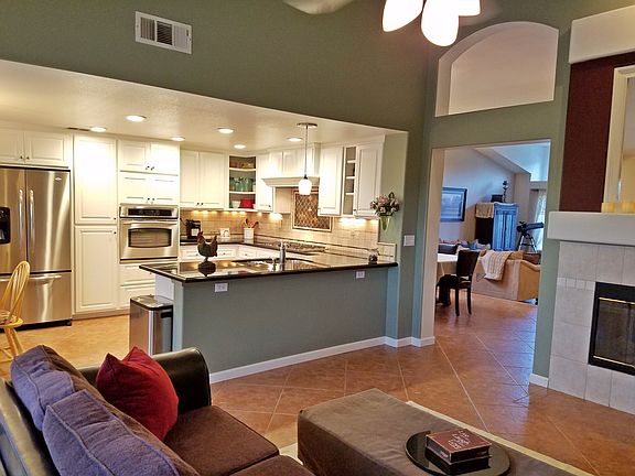 5th image of 259 Luna Cir