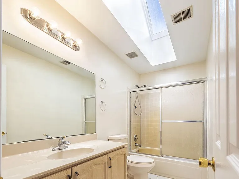 36767 Pelham Ct — Photo 27