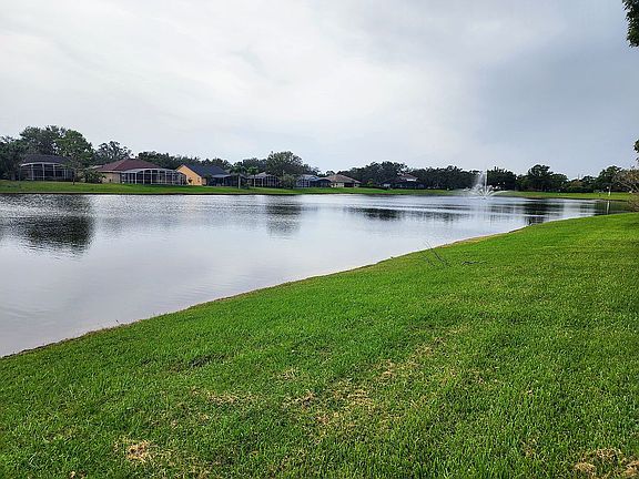 3rd image of 2238 Westbourne Dr