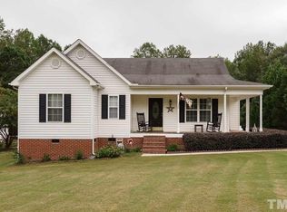 5737 Stone Crystal Dr, Fuquay Varina, NC 27526