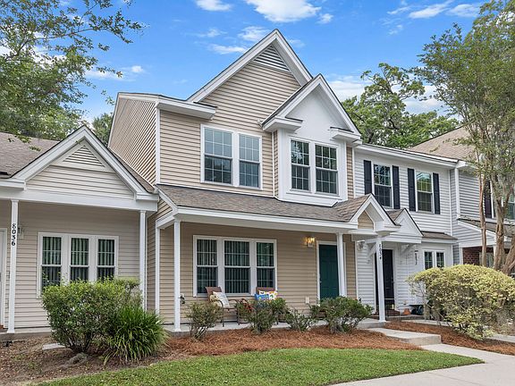 3rd image of 8034 Shadow Oak Dr