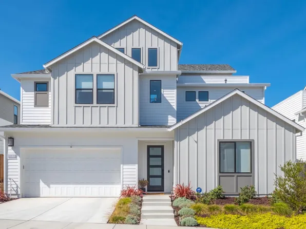 2409 Schooner Ave, Marina, CA 93933