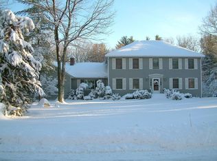 76 Wintergreen Dr, North Andover, MA 01845