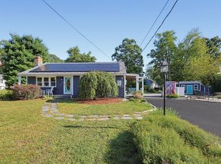 73 Hickory Rd, Attleboro, MA 02703