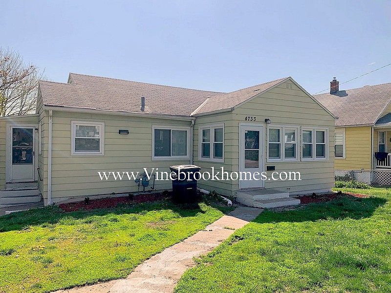 1st image of 4733 S 47th St
