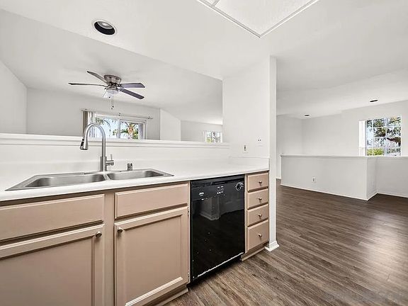 4th image of 514 S Myers St APT F
