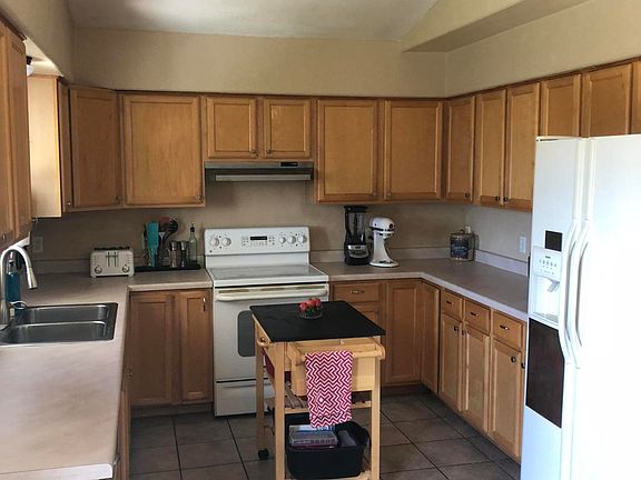 3rd image of 2300 Kevin Cir