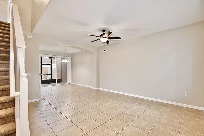 3 bed, 2.5 bath, 1757 sqft, $2,095 — Photo 3