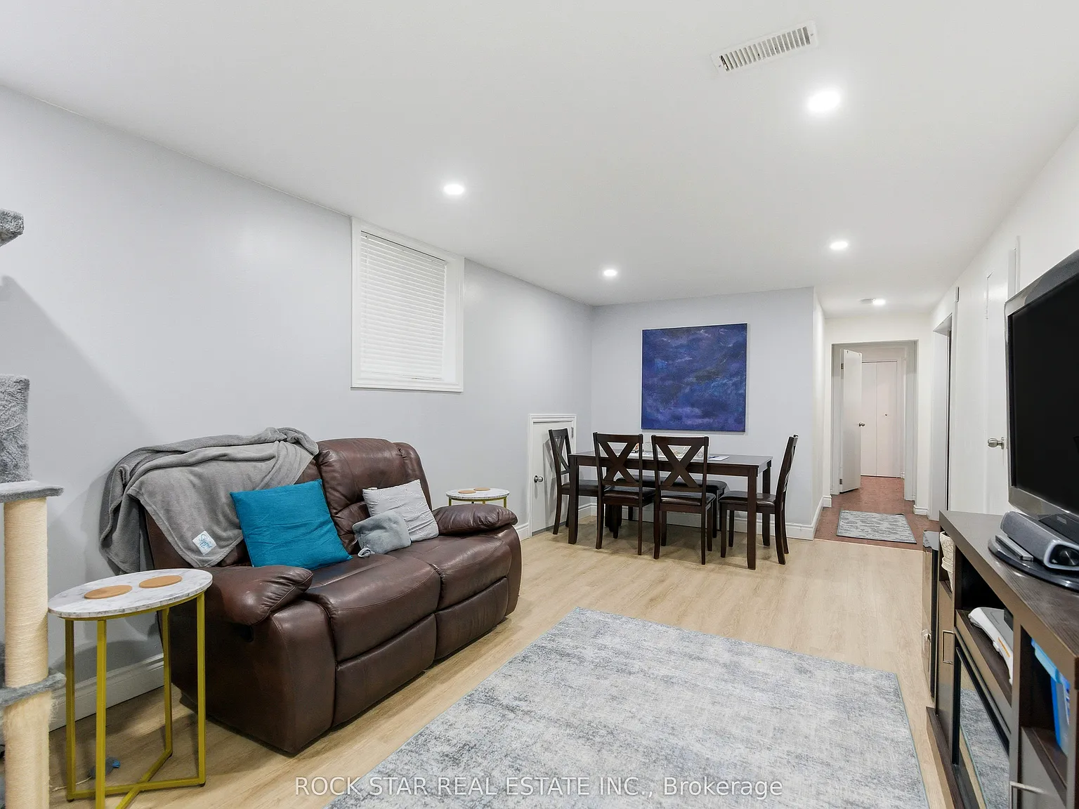 2 bed, $1,900 — Photo 3