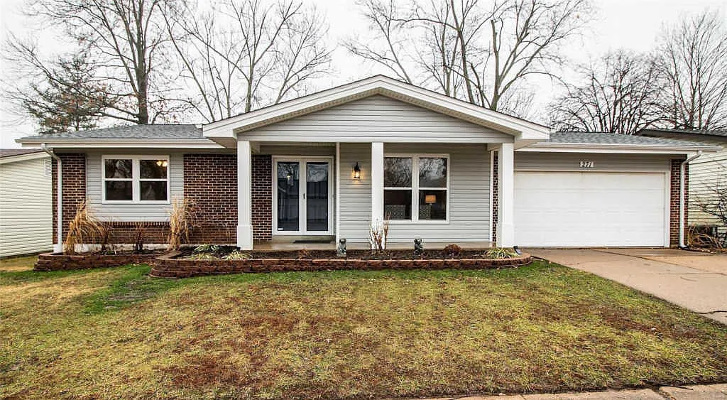 271 Aspen Village Dr photo 1
