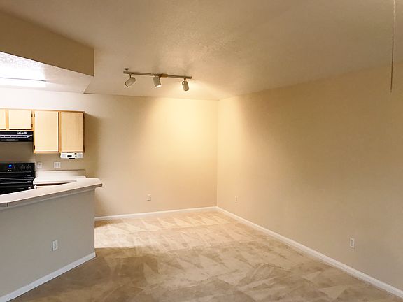 5th image of 6512 Swissco Dr APT 1434