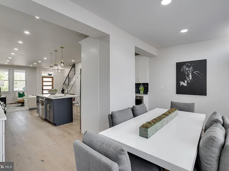 1323 Childress St NE — Photo 13