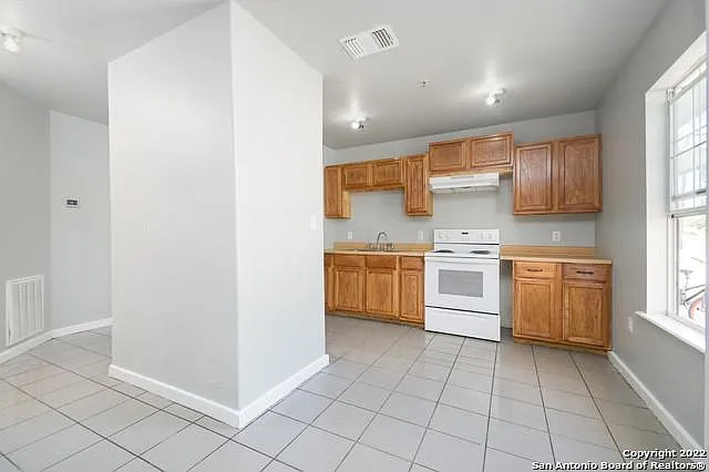 507 Oregon St #2 — Photo 3