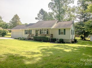 21 Norman Rd, Fletcher, NC 28732