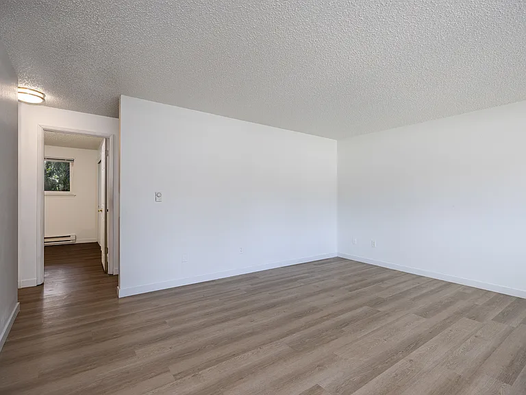 Timberwood Apartments — Photo 17