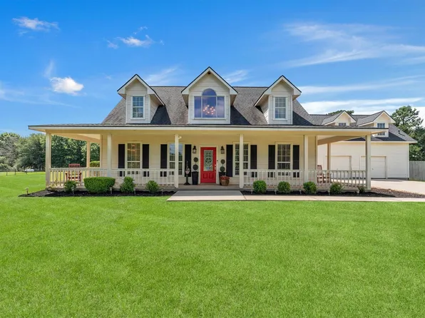8977 Deer Haven Cir, Willis, TX 77378