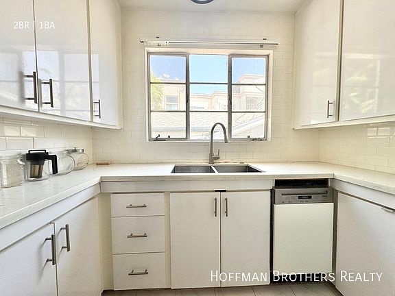2nd image of 1839 S Beverly Glen Blvd APT 3