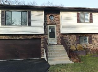 26178 W Ingleside Ave, Ingleside, IL 60041