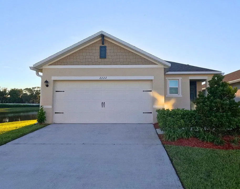 2222 Elmsford Point