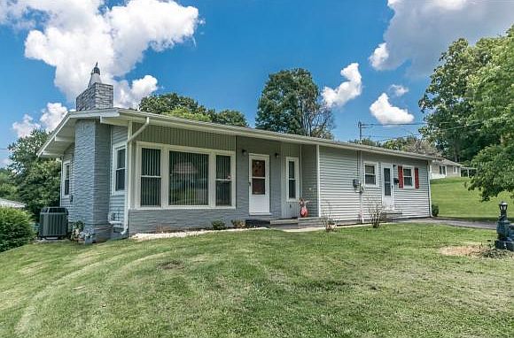 1st image of 1109 Ronald Ln