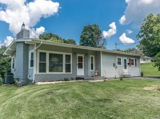 1109 Ronald Ln, Johnson City, TN 37601
