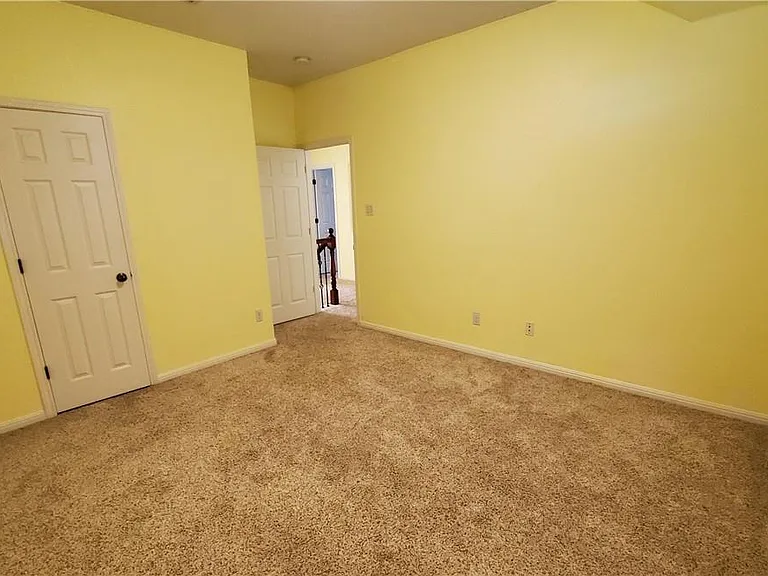 9421 Lisi Anne Dr — Photo 23