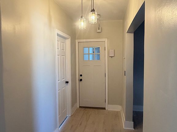 4th image of 807 High St #6