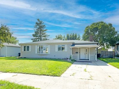 641 17th Ave W, Williston, ND, 58801