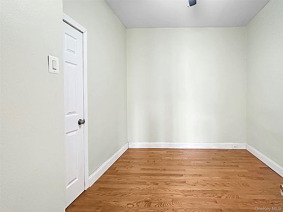 5th image of 22 Chestnut Street