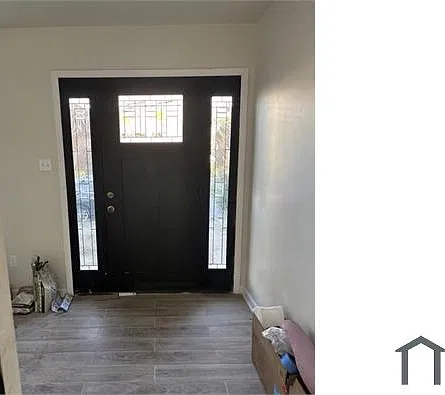 6 bed, 2500 sqft, $3,999 — Photo 2