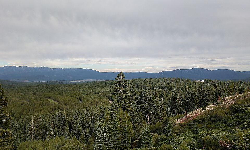 2nd image of 14044 Ski Slope Way