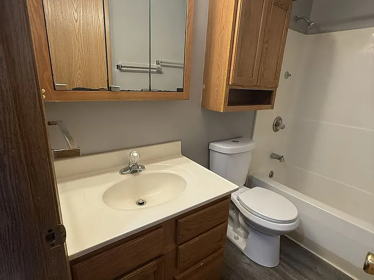 408 S Walnut St #2 — Photo 7
