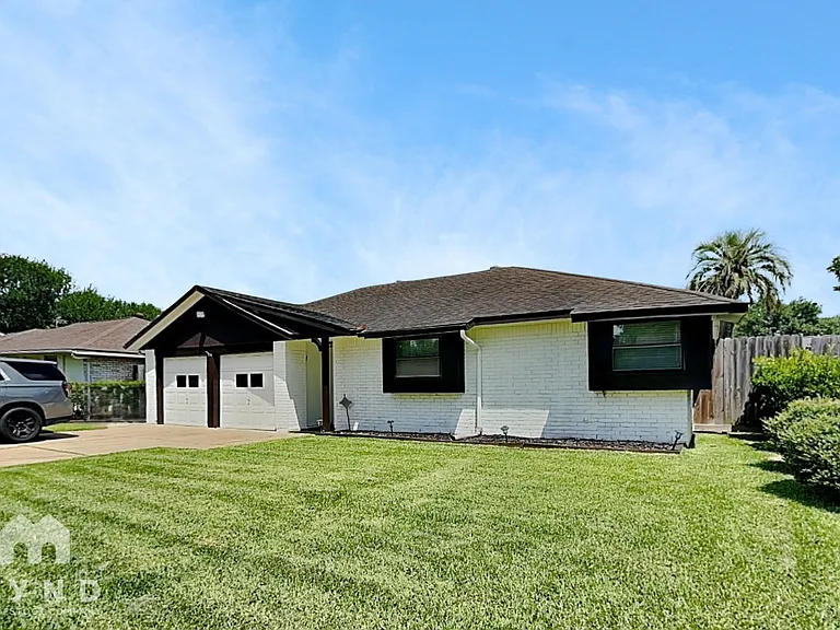 10503 Kirkdale Dr — Photo 1