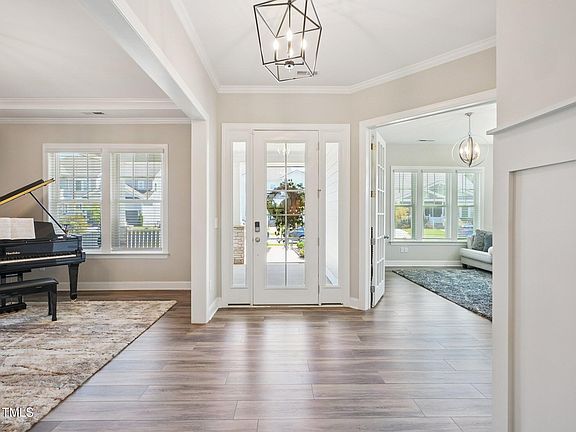 5th image of 112 Tupelo Grove Ln