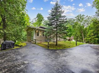 6170 Bay Shore Dr, Sturgeon Bay, WI 54235