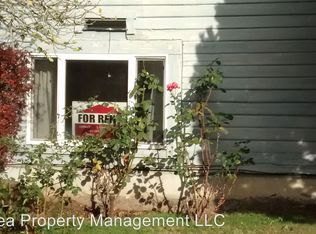 797 25th St SE APT C, Salem, OR 97301
