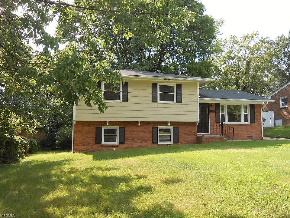 1st image of 1910 Belcrest Dr
