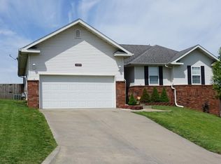 4455 N Shirley Ave, Springfield, MO 65803