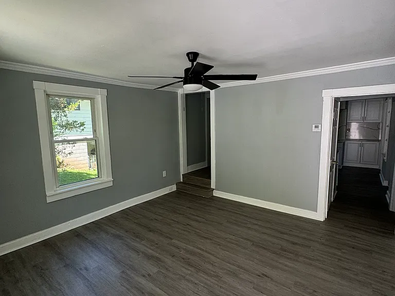 1316 Pleasant Valley Rd — Photo 15