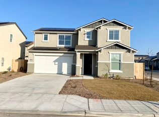7476 E Homan Ave, Fresno, CA 93737