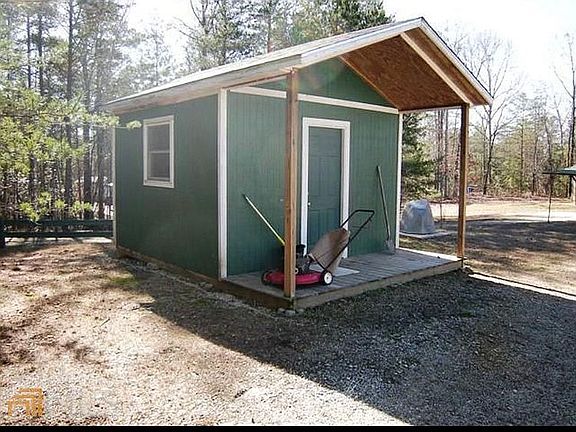 Storage shed